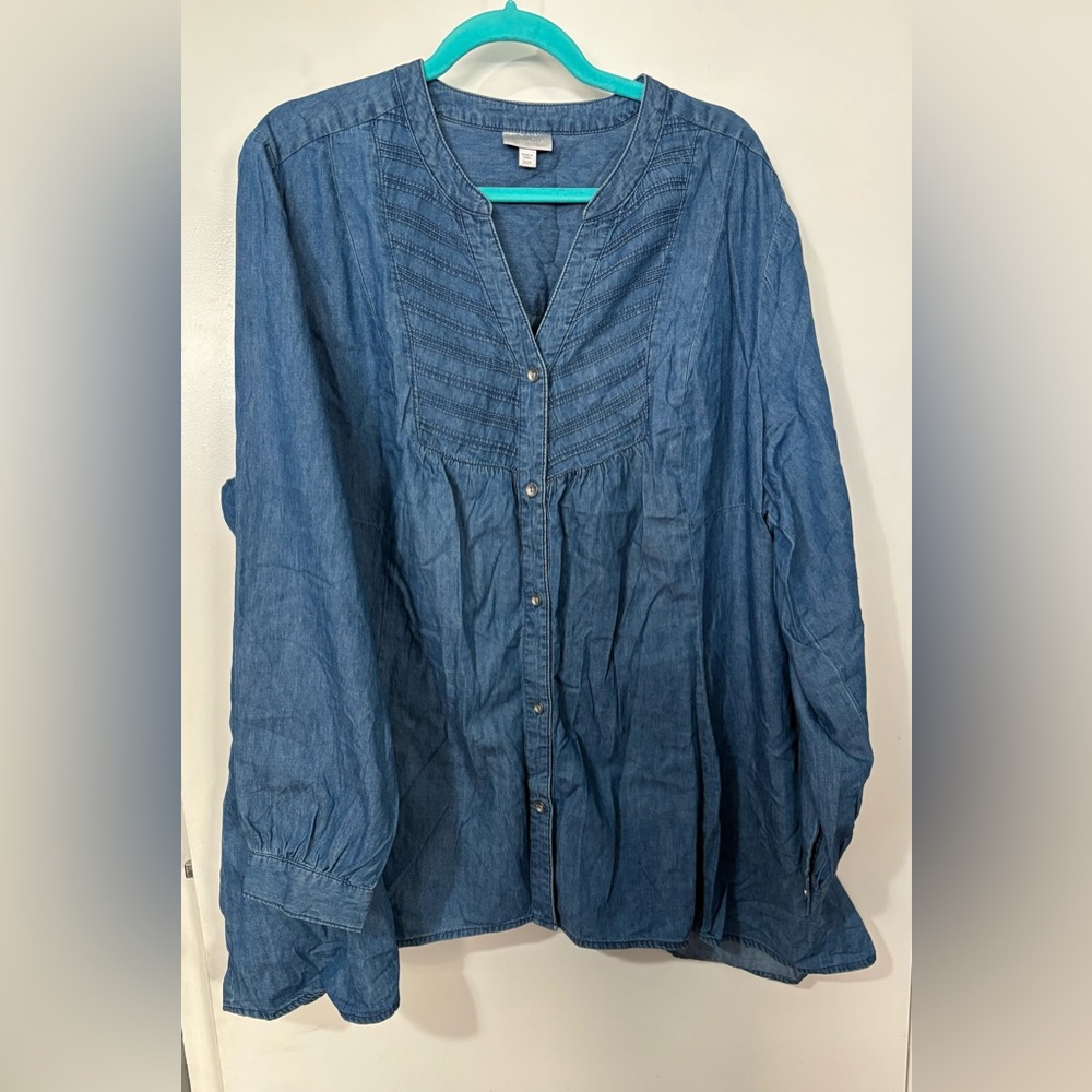 Avenue - 3x size 22-24 Blue Denim Button-Up Blouse